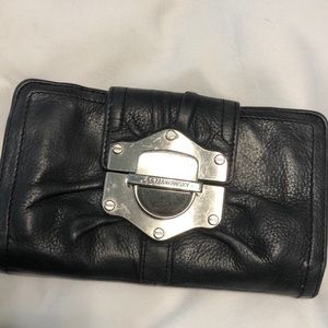 B makowsky wallet